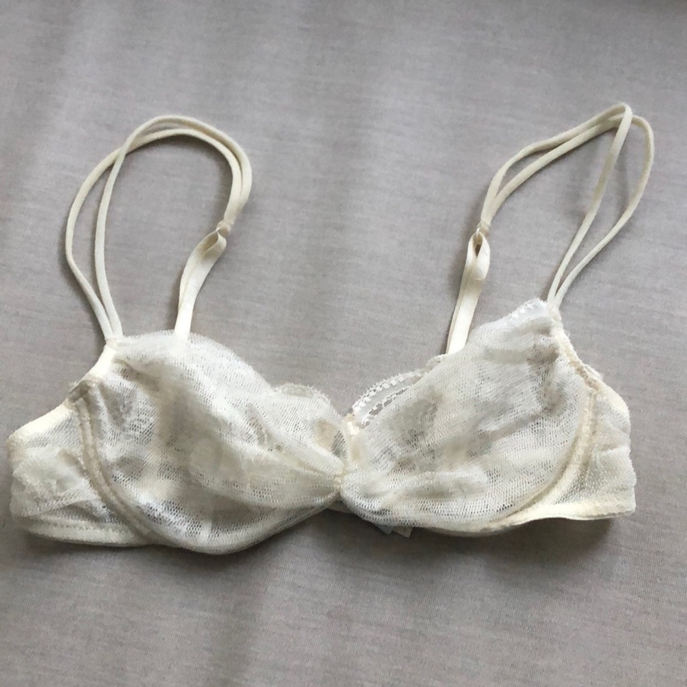 La Perla Ivory lace bra 34B